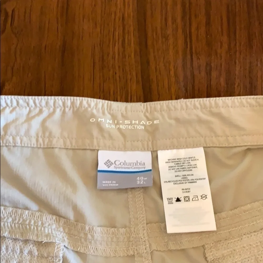 Columbia Omni-Shade Shorts Mens 40